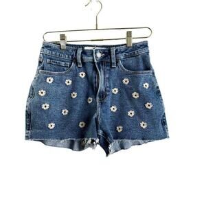 Hollister Curvy High Rise‎ Mom Short Women's 3/26 Blue Denim Daisy's Raw Hem